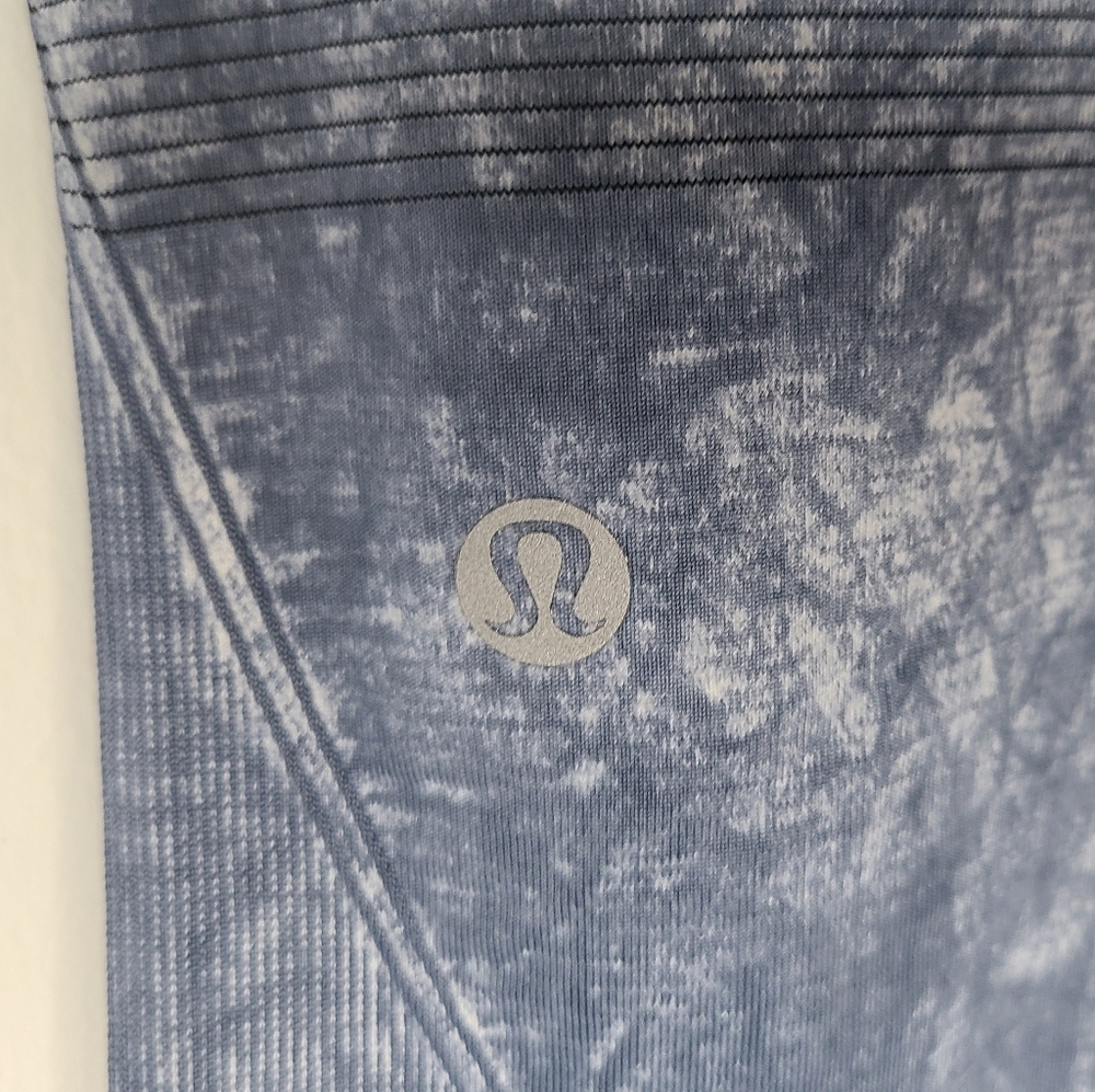 Lululemon Ebb to Train Tight HR Legging in Wash White/Black/Luna Sz 4 - Picture 8 of 12